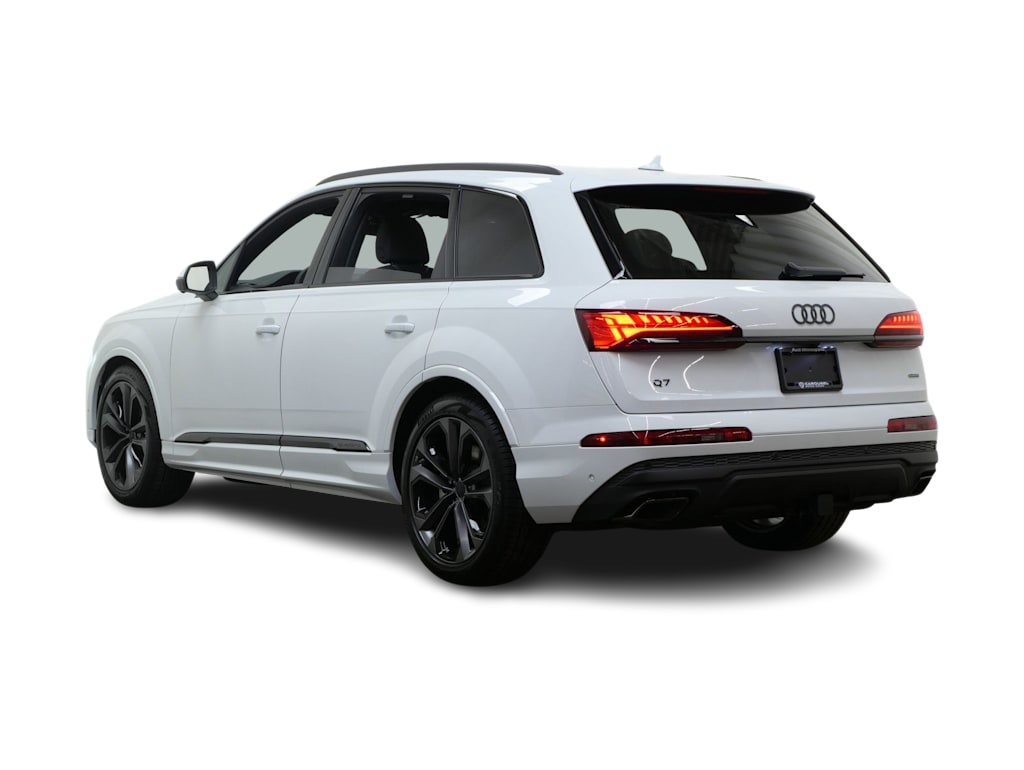 Thumbnail: 2026 Audi Q7 - 4