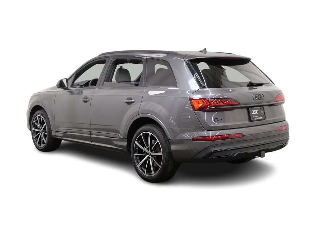 Thumbnail: 2023 Audi Q7 - 4