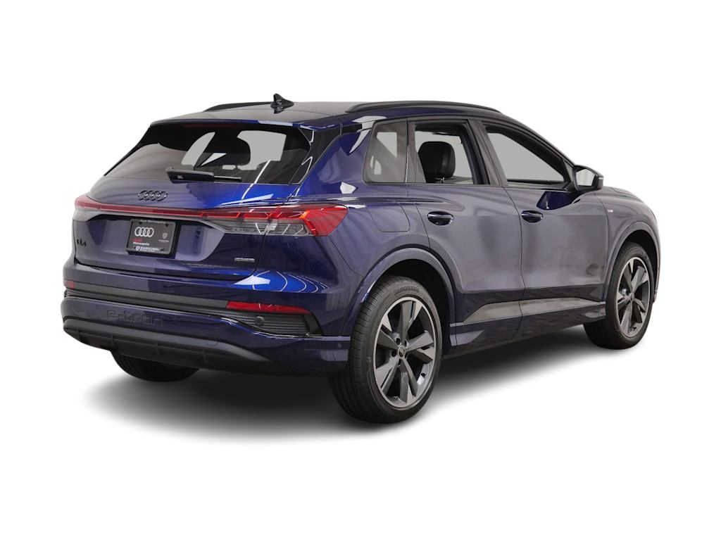 Thumbnail: 2023 Audi Q4 e-tron - 11