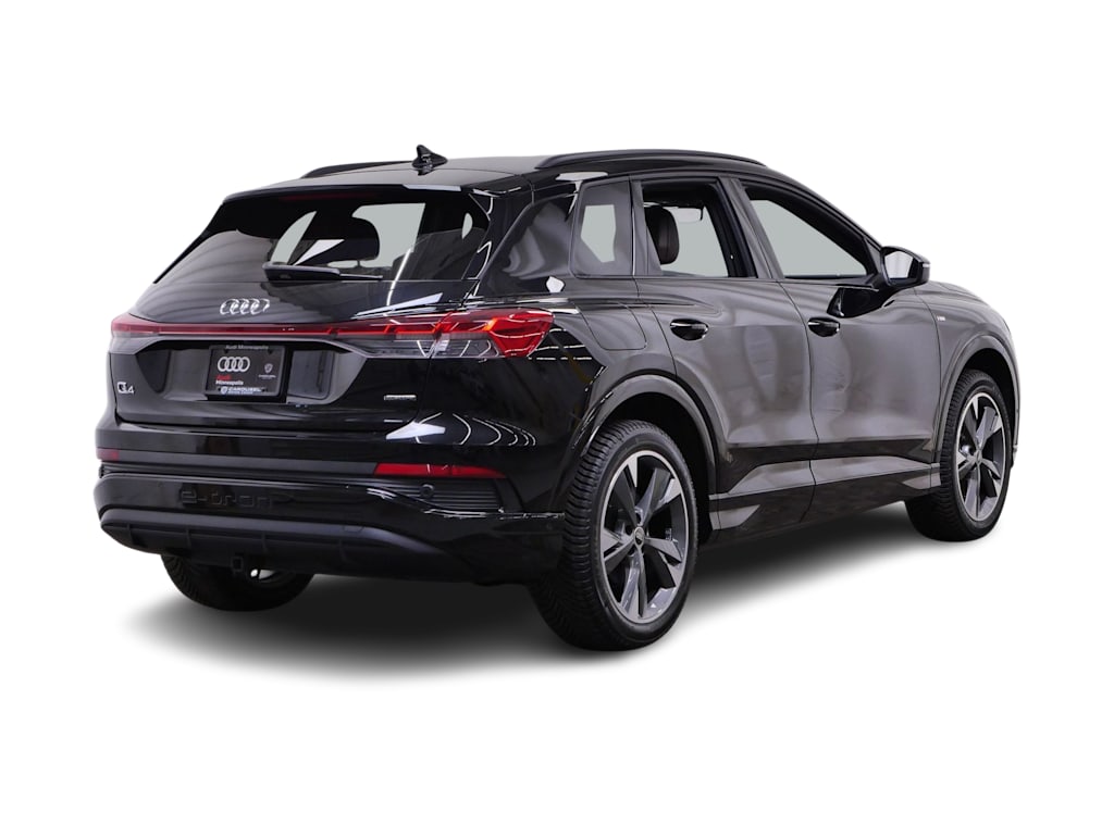 Thumbnail: 2023 Audi Q4 e-tron - 11