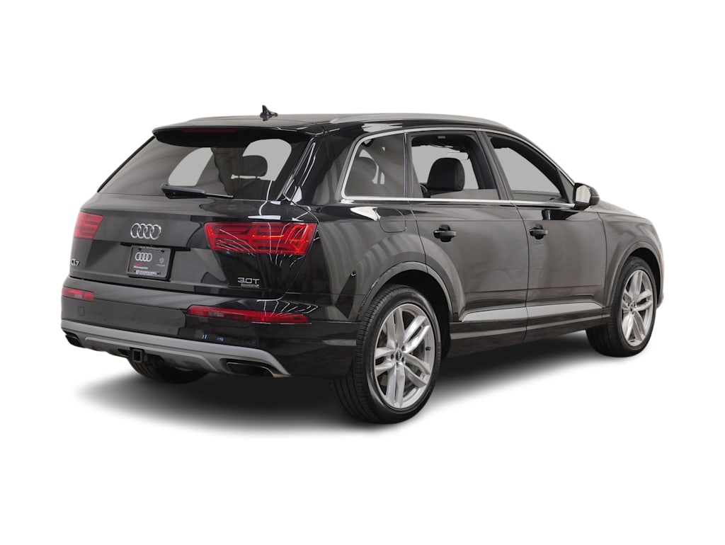 Thumbnail: 2017 Audi Q7 - 11