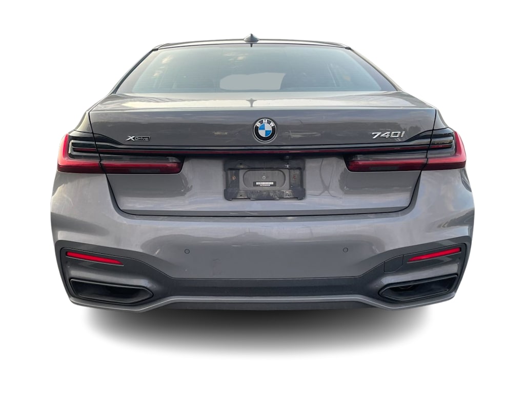 Thumbnail: 2022 BMW 7 Series - 3