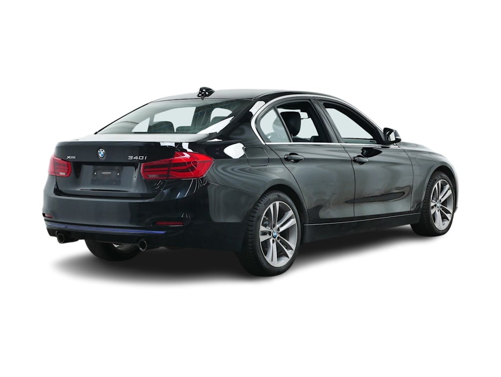 Thumbnail: 2016 BMW 3 Series - 14