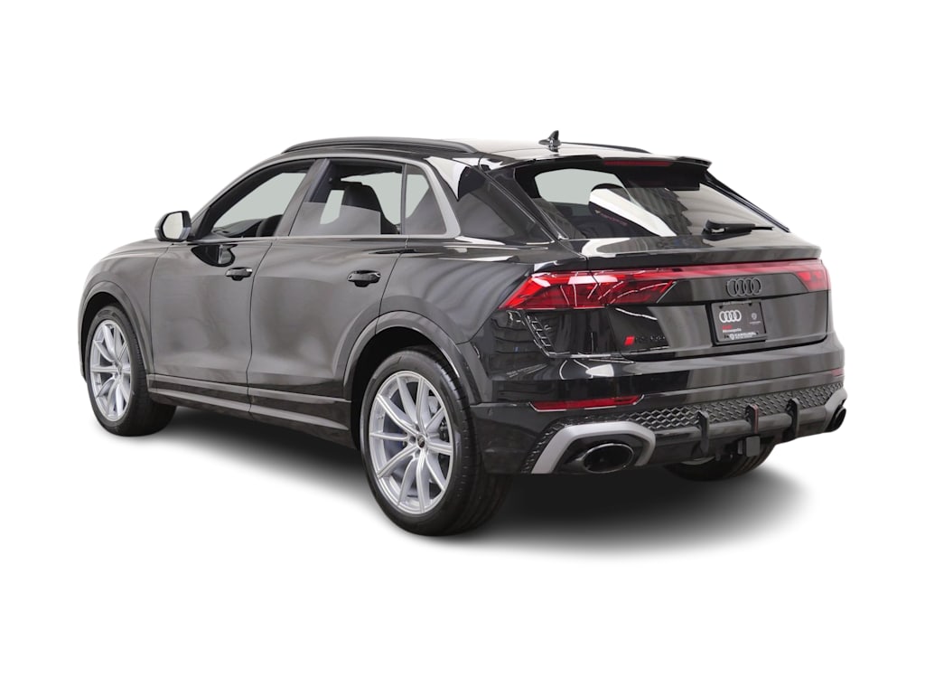 Thumbnail: 2026 Audi RS Q8 - 4