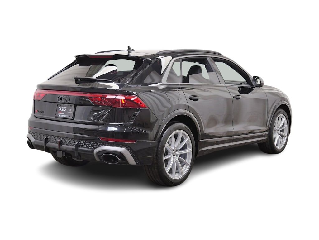 Thumbnail: 2026 Audi RS Q8 - 8