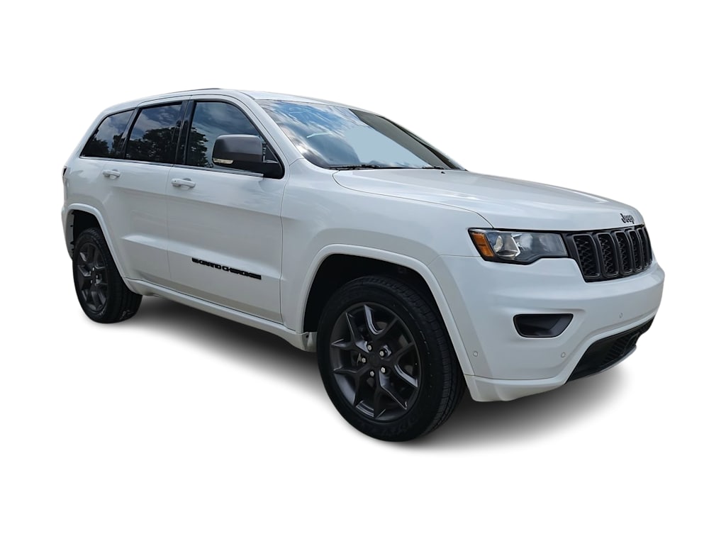 Thumbnail: 2021 Jeep Grand Cherokee - 21