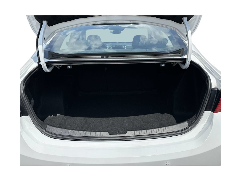 Thumbnail: 2024 Chevrolet Malibu - 18
