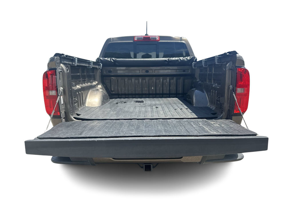 Thumbnail: 2017 Chevrolet Colorado - 17