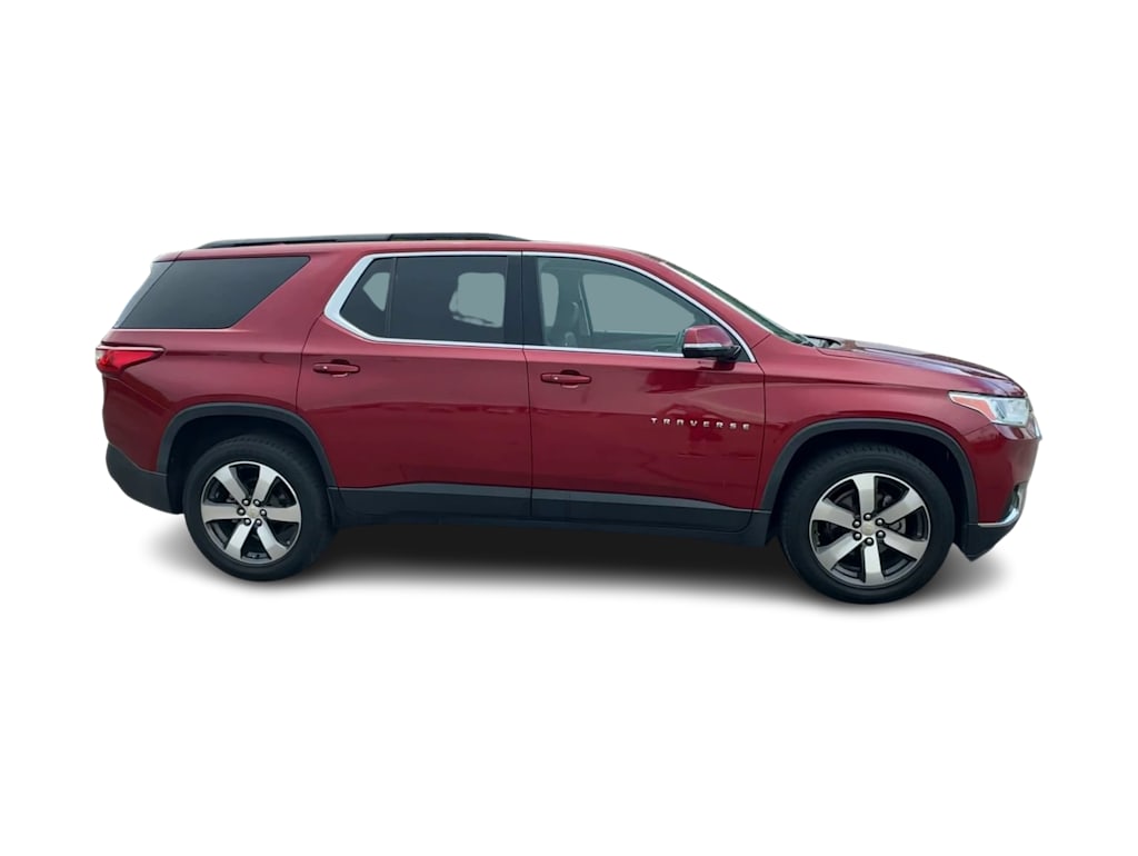 Thumbnail: 2019 Chevrolet Traverse - 23