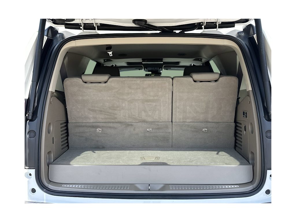 Thumbnail: 2019 Chevrolet Tahoe - 17