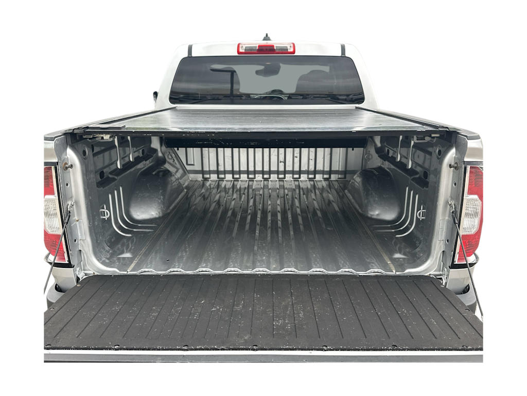 Thumbnail: 2015 GMC Canyon - 16