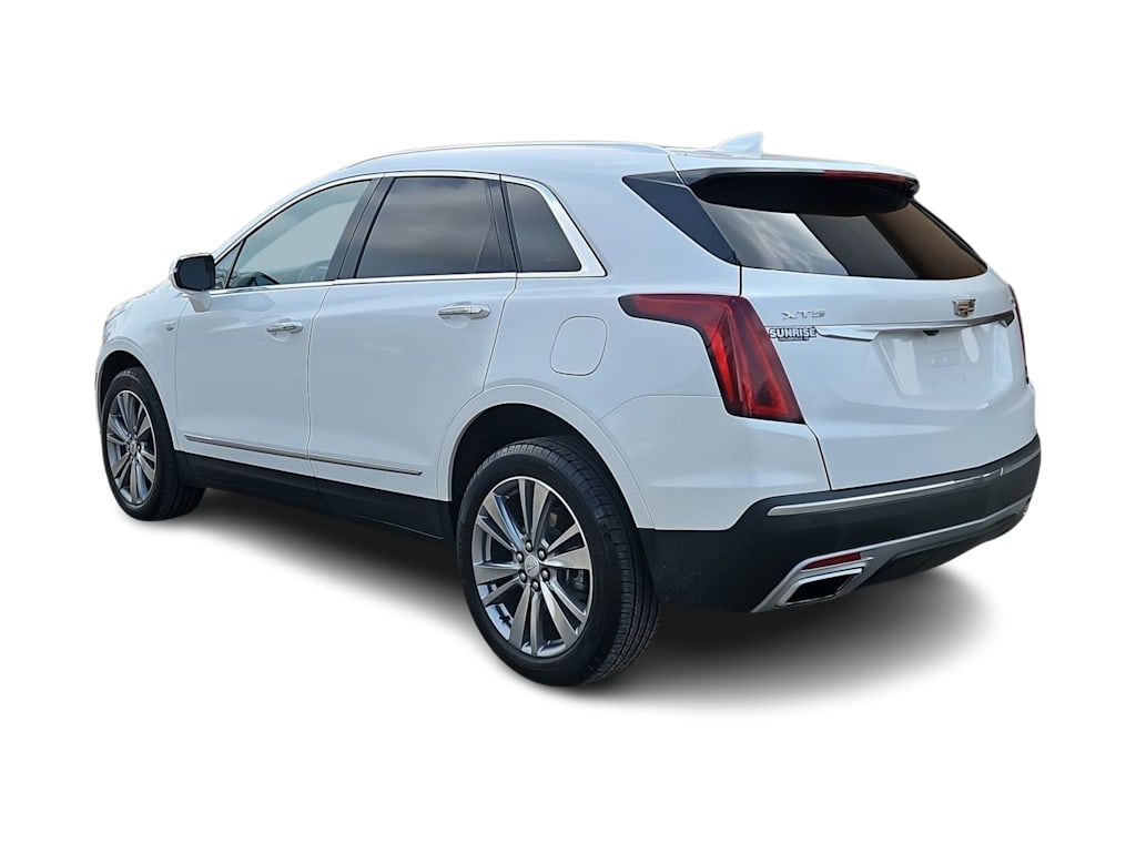 Thumbnail: 2024 Cadillac XT5 - 4