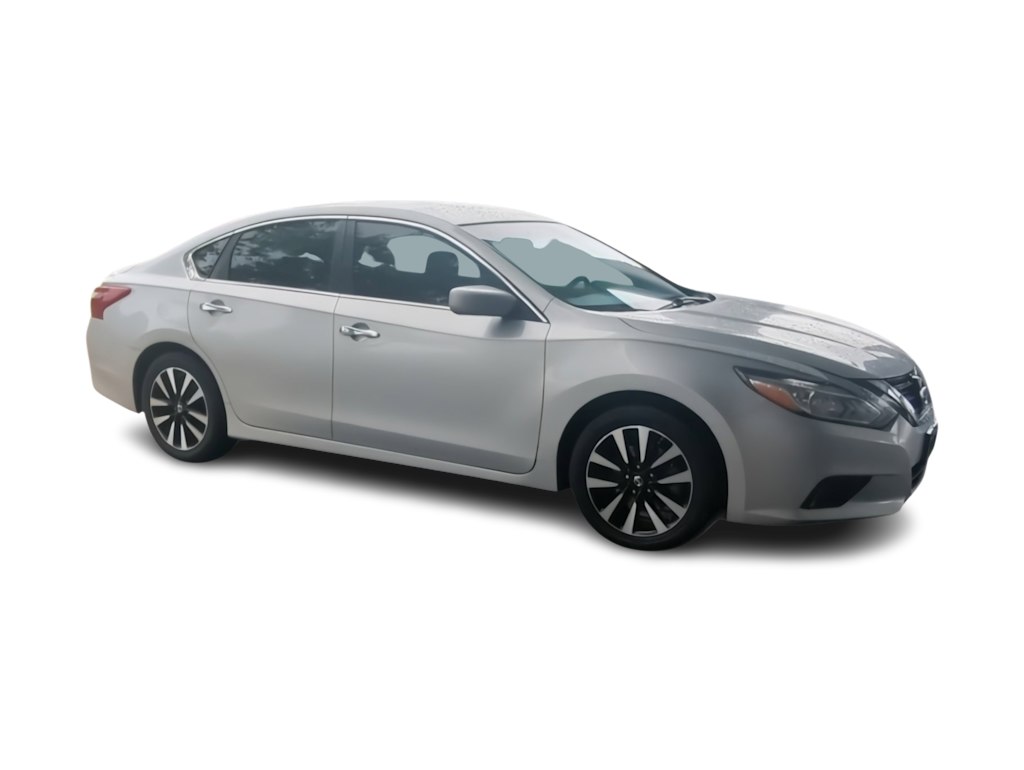 2018 Nissan Altima SV 18