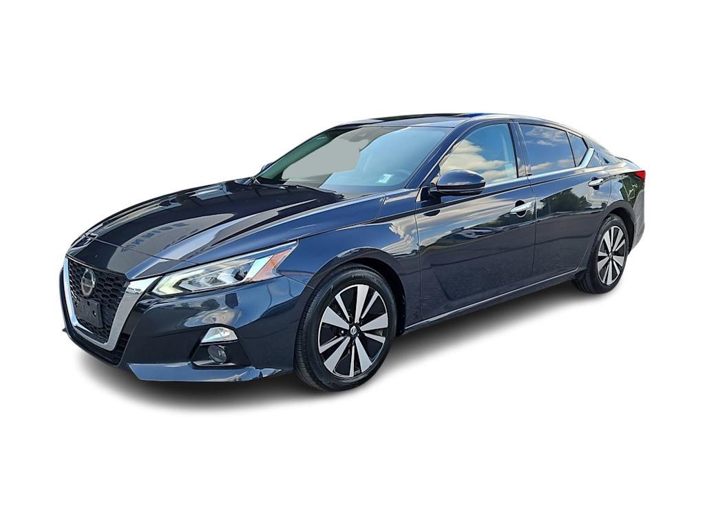 Thumbnail: 2020 Nissan Altima - 18