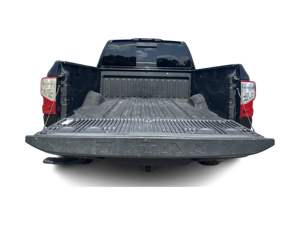 Thumbnail: 2021 Nissan Titan - 16