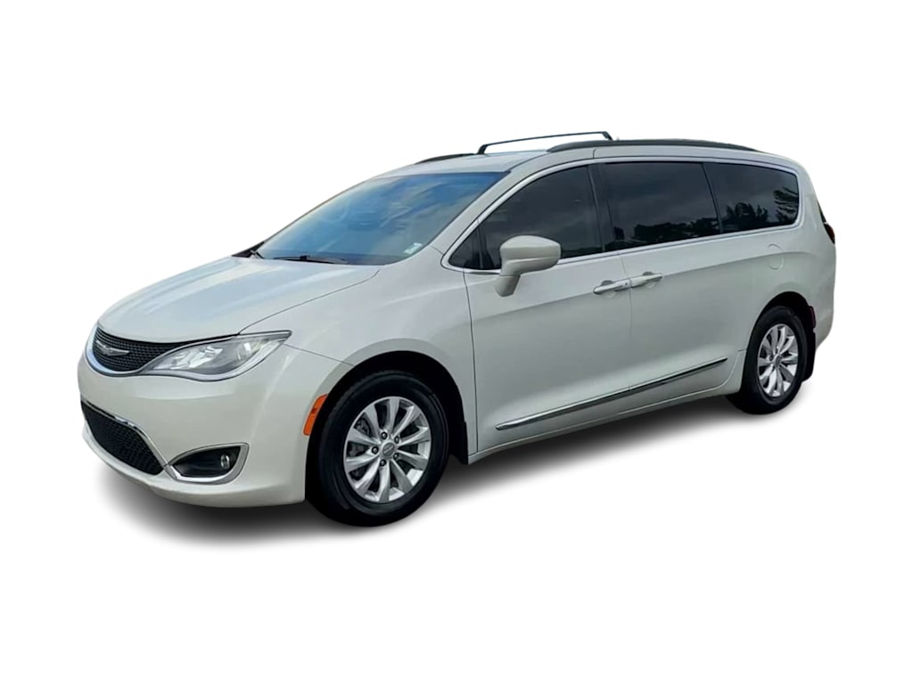 Thumbnail: 2017 Chrysler Pacifica - 20