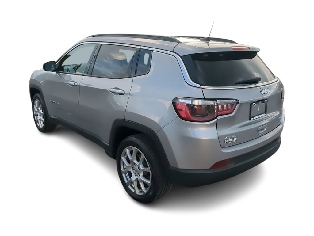 Thumbnail: 2022 Jeep Compass - 4