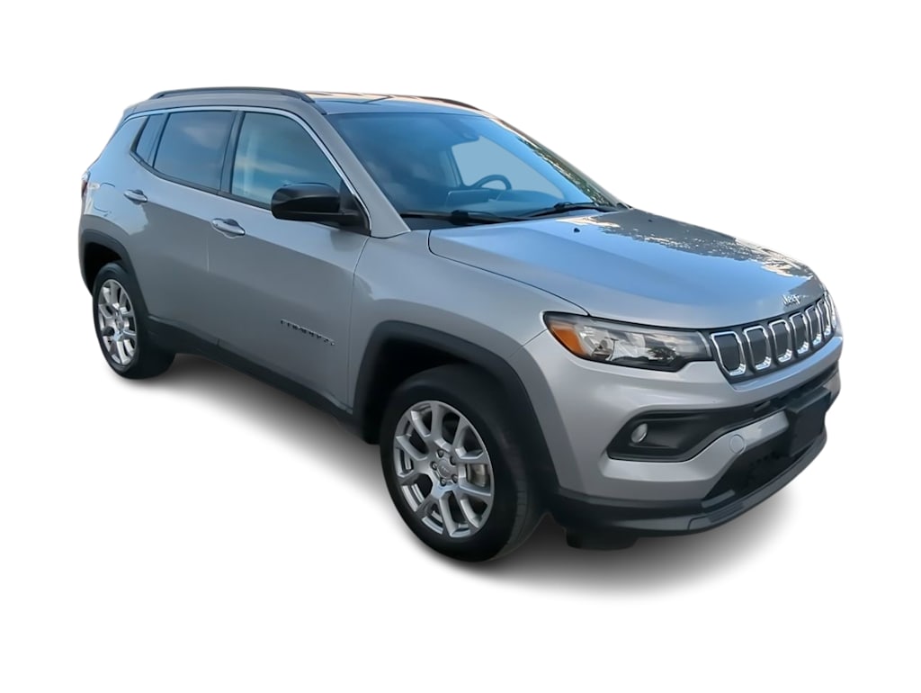 Thumbnail: 2022 Jeep Compass - 20