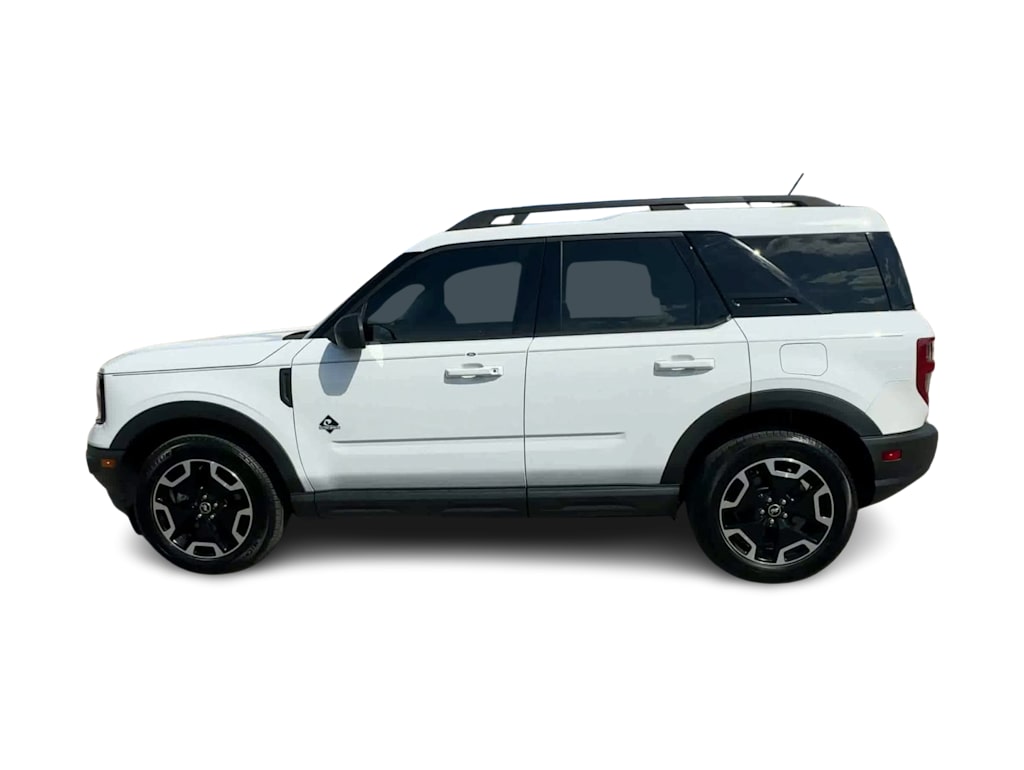 Thumbnail: 2023 Ford Bronco Sport - 3
