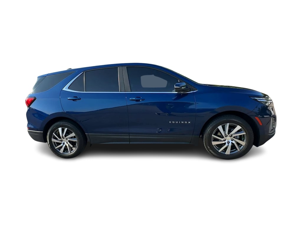 Thumbnail: 2022 Chevrolet Equinox - 24