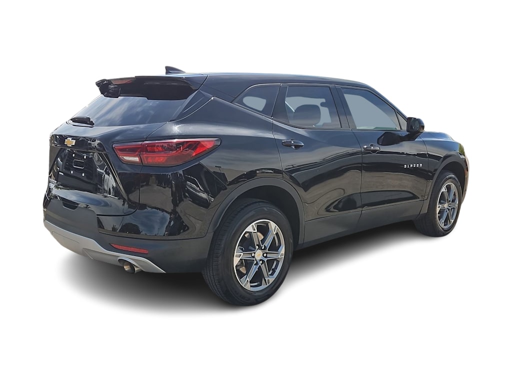 Thumbnail: 2024 Chevrolet Blazer - 28