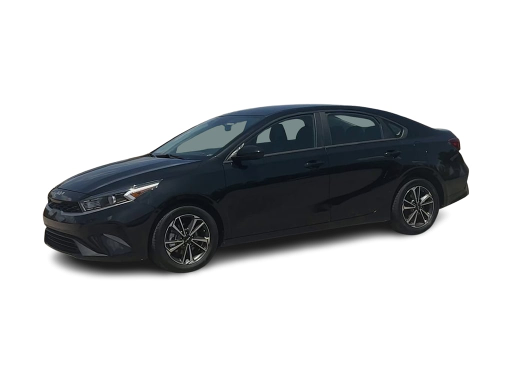 Thumbnail: 2024 Kia Forte - 3