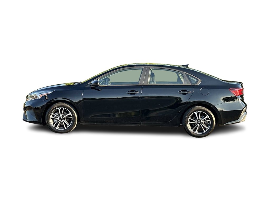 Thumbnail: 2024 Kia Forte - 26