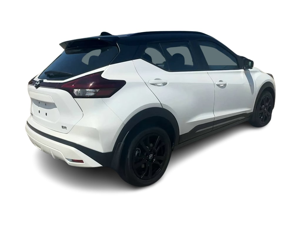 Thumbnail: 2022 Nissan Kicks - 22