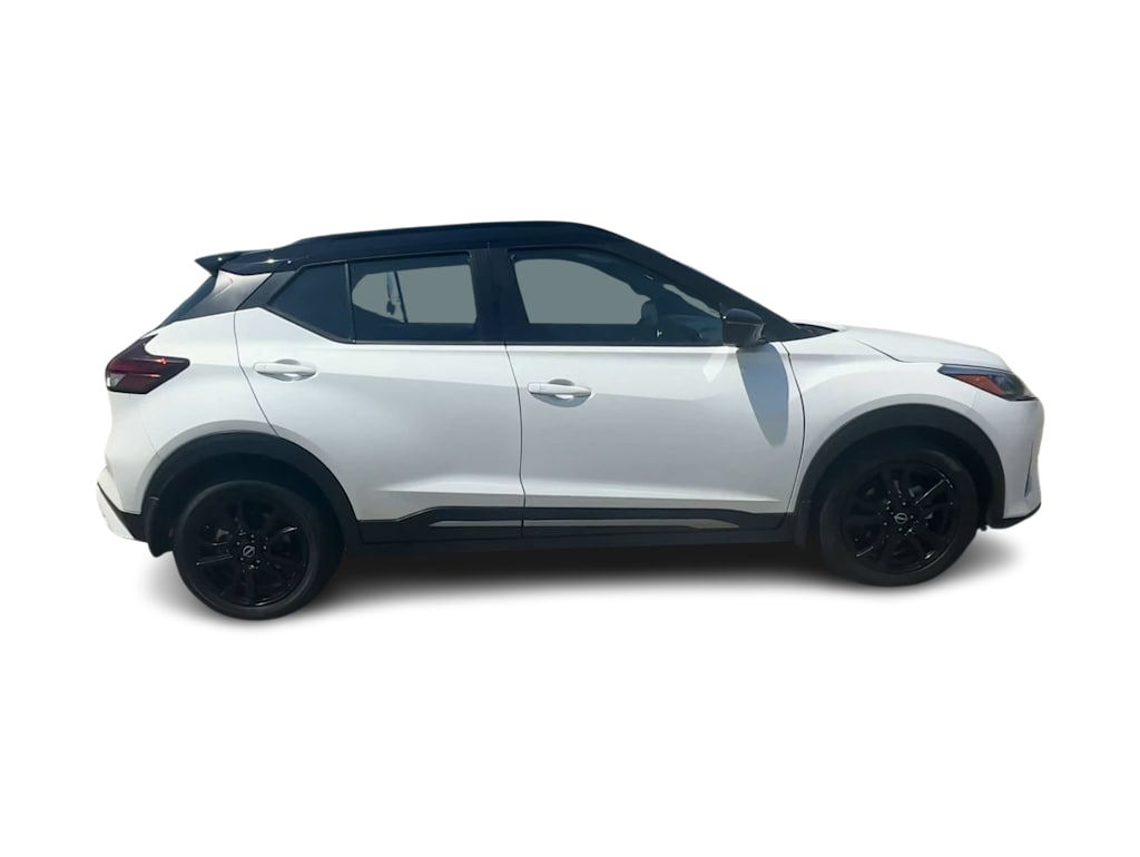 Thumbnail: 2022 Nissan Kicks - 23
