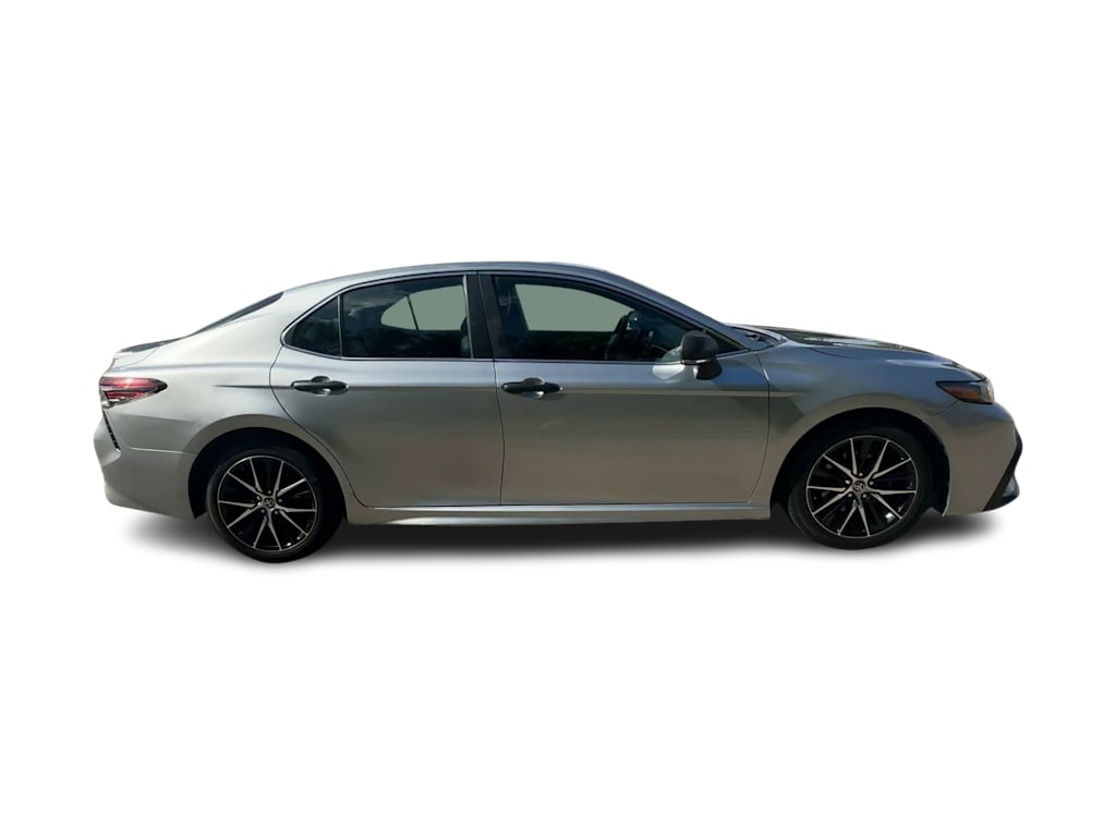 Thumbnail: 2022 Toyota Camry - 22