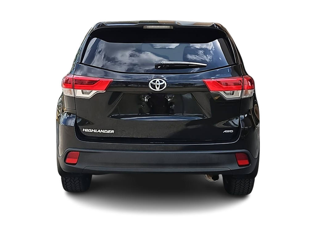 Thumbnail: 2019 Toyota Highlander - 20