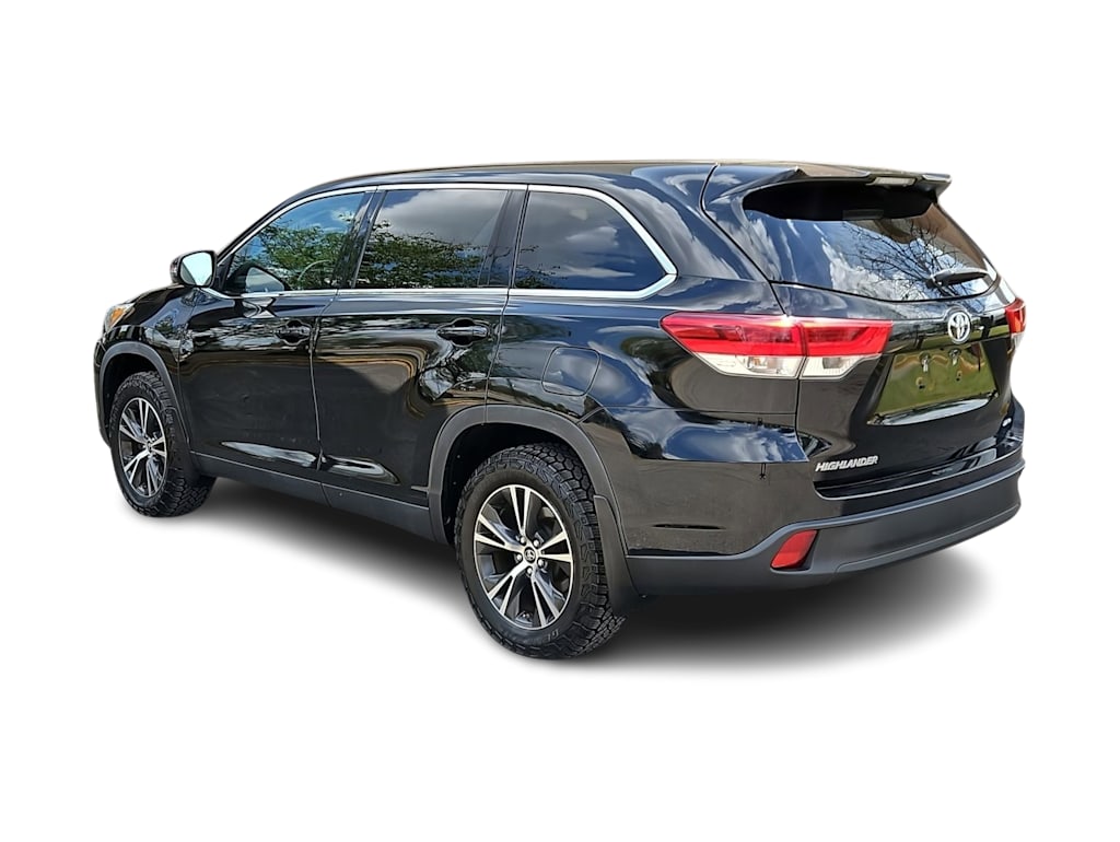 Thumbnail: 2019 Toyota Highlander - 4