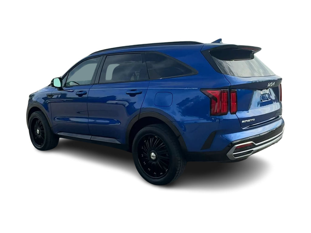 Thumbnail: 2023 Kia Sorento - 4