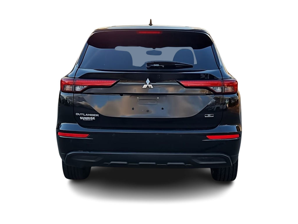 Thumbnail: 2023 Mitsubishi Outlander - 5