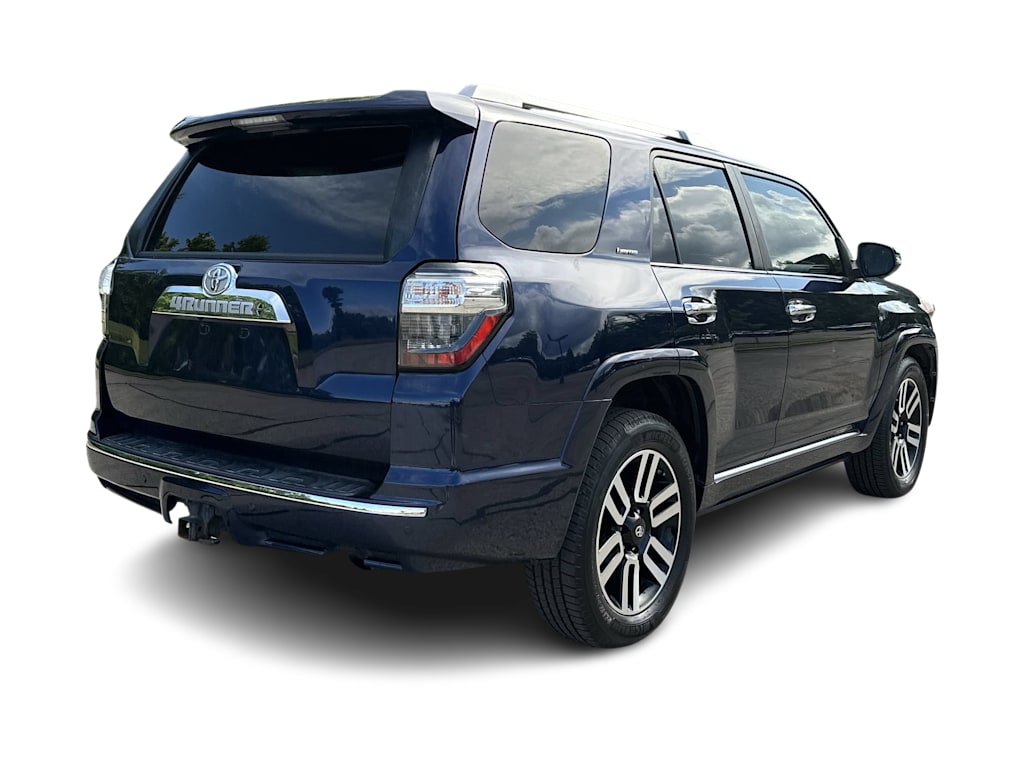Thumbnail: 2015 Toyota 4Runner - 26