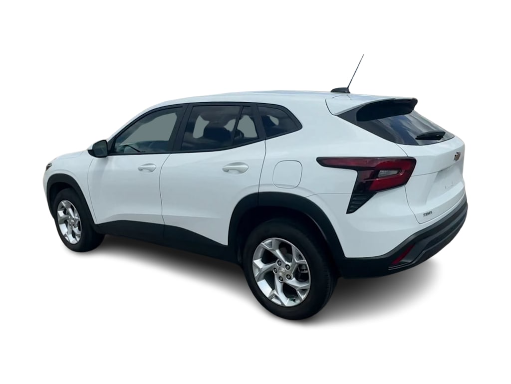 Thumbnail: 2024 Chevrolet Trax - 4