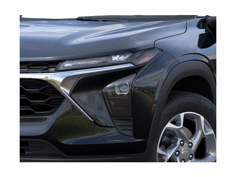 Thumbnail: 2026 Chevrolet Trax - 15