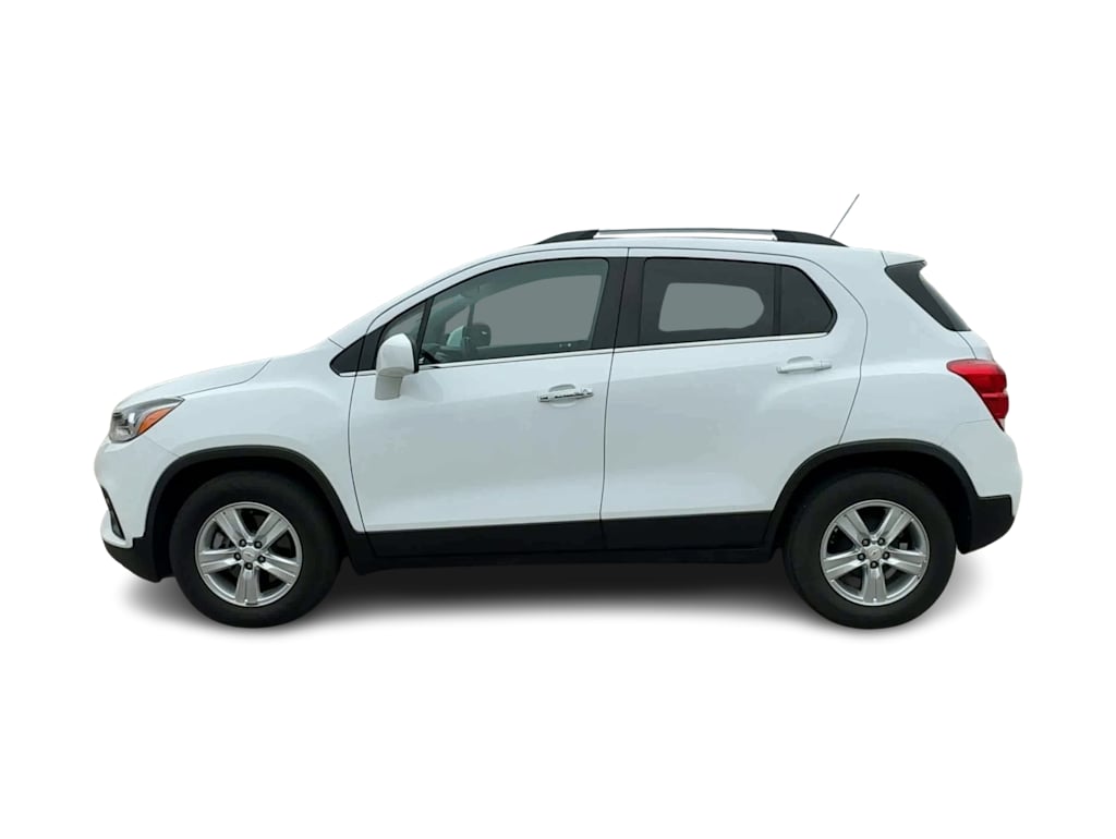 Thumbnail: 2020 Chevrolet Trax - 3