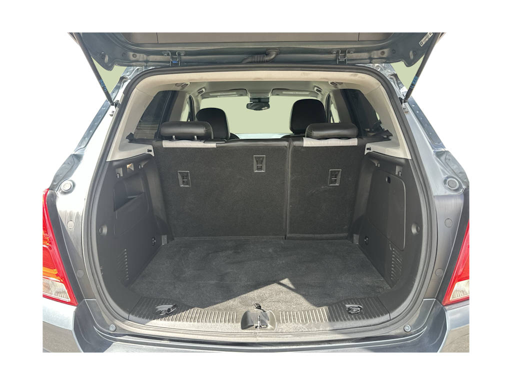 Thumbnail: 2021 Chevrolet Trax - 17