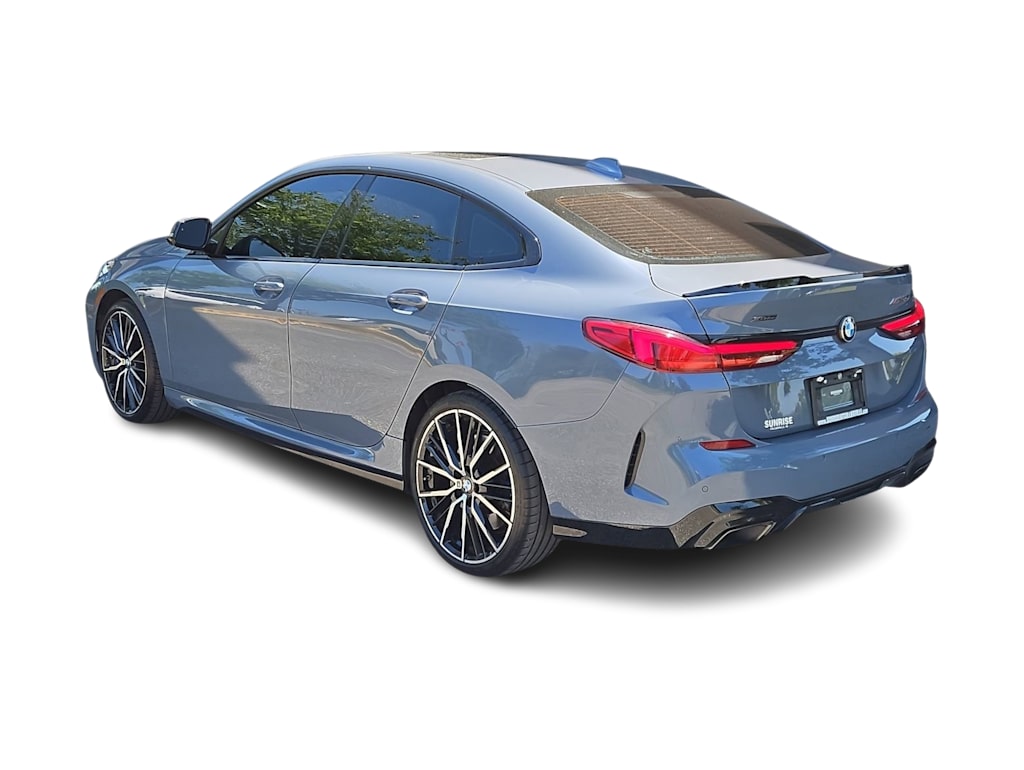 Thumbnail: 2022 BMW 2 Series - 4