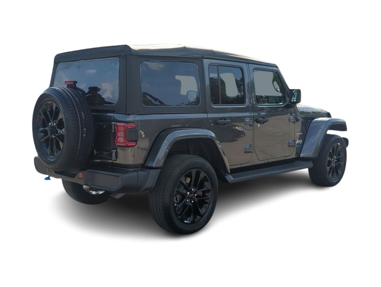 Thumbnail: 2022 Jeep Wrangler - 21