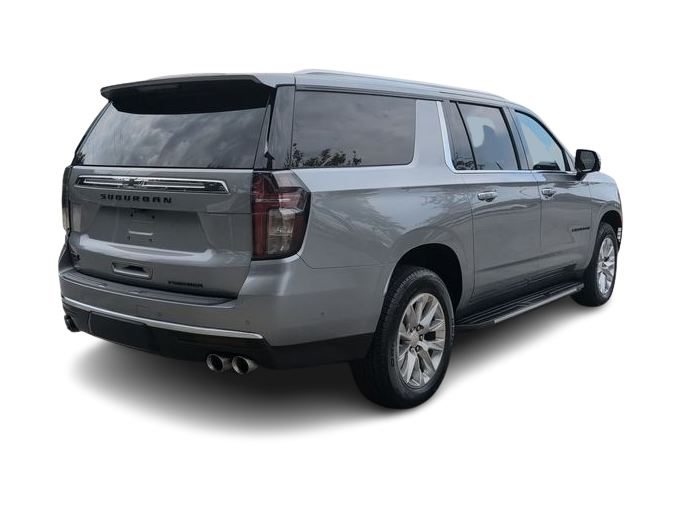 Thumbnail: 2023 Chevrolet Suburban - 21