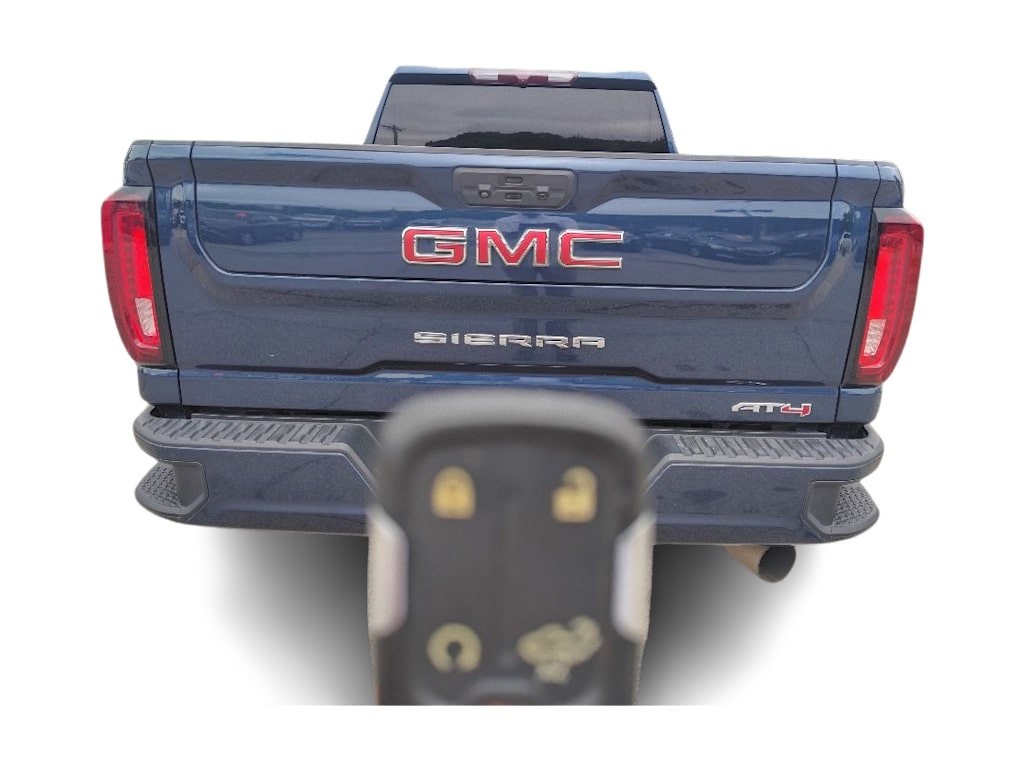 Thumbnail: 2022 GMC Sierra 2500 - 3