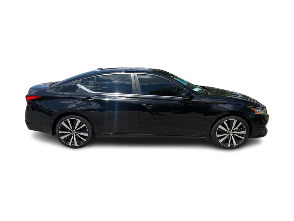 Thumbnail: 2021 Nissan Altima - 15