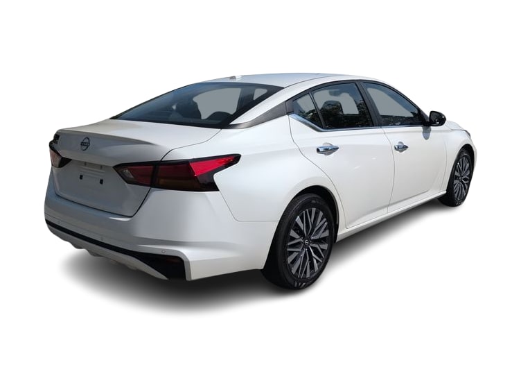 2025 Nissan Altima SV - Photo 23
