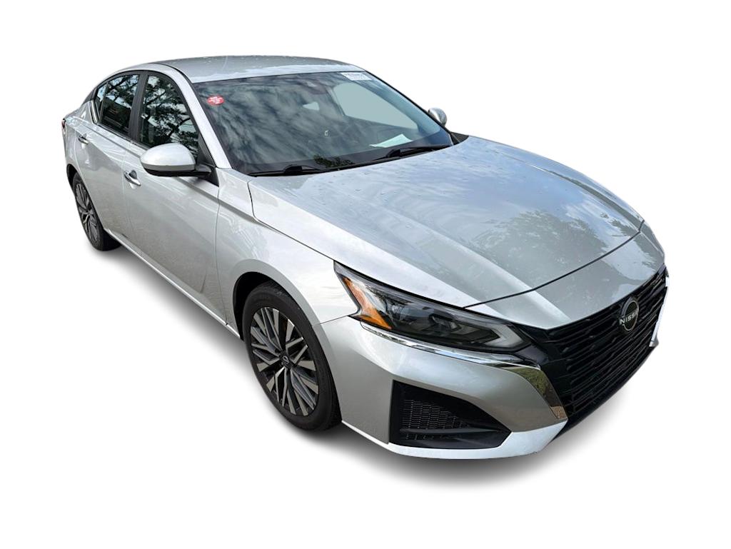 Thumbnail: 2023 Nissan Altima - 12