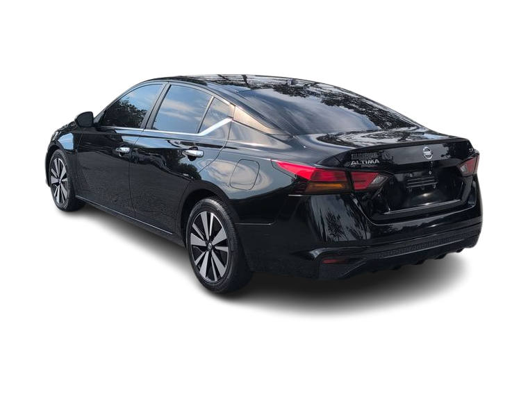 Thumbnail: 2021 Nissan Altima - 4