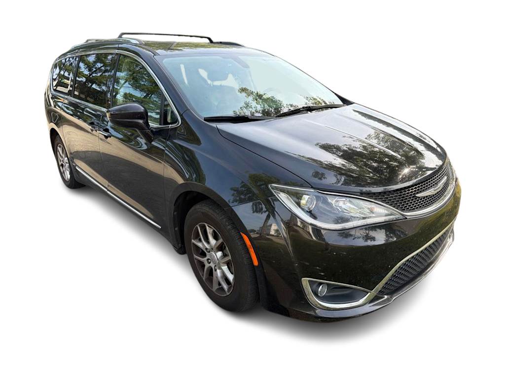 Thumbnail: 2020 Chrysler Pacifica - 9
