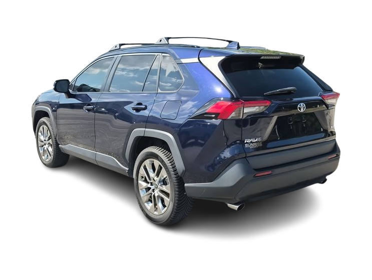 Thumbnail: 2021 Toyota RAV4 - 4