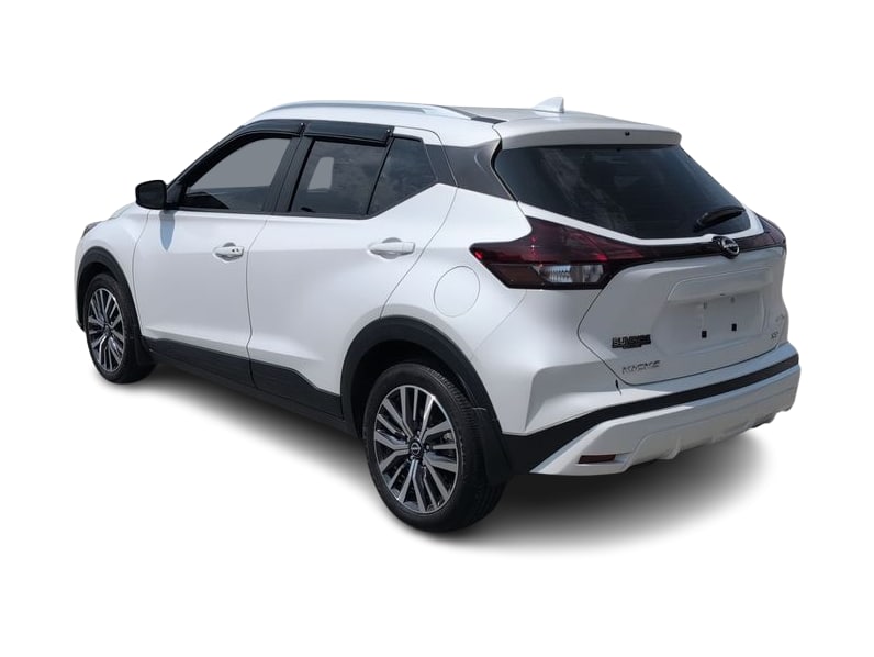 Thumbnail: 2023 Nissan Kicks - 4